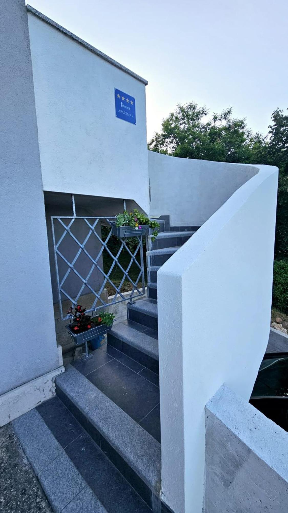 شقة Apartman Tera Dobreć المظهر الخارجي الصورة